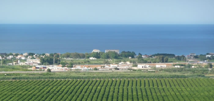 Ausblick vom Monte Pego auf die Costa Blanca: Ferienparks am Monte Pego